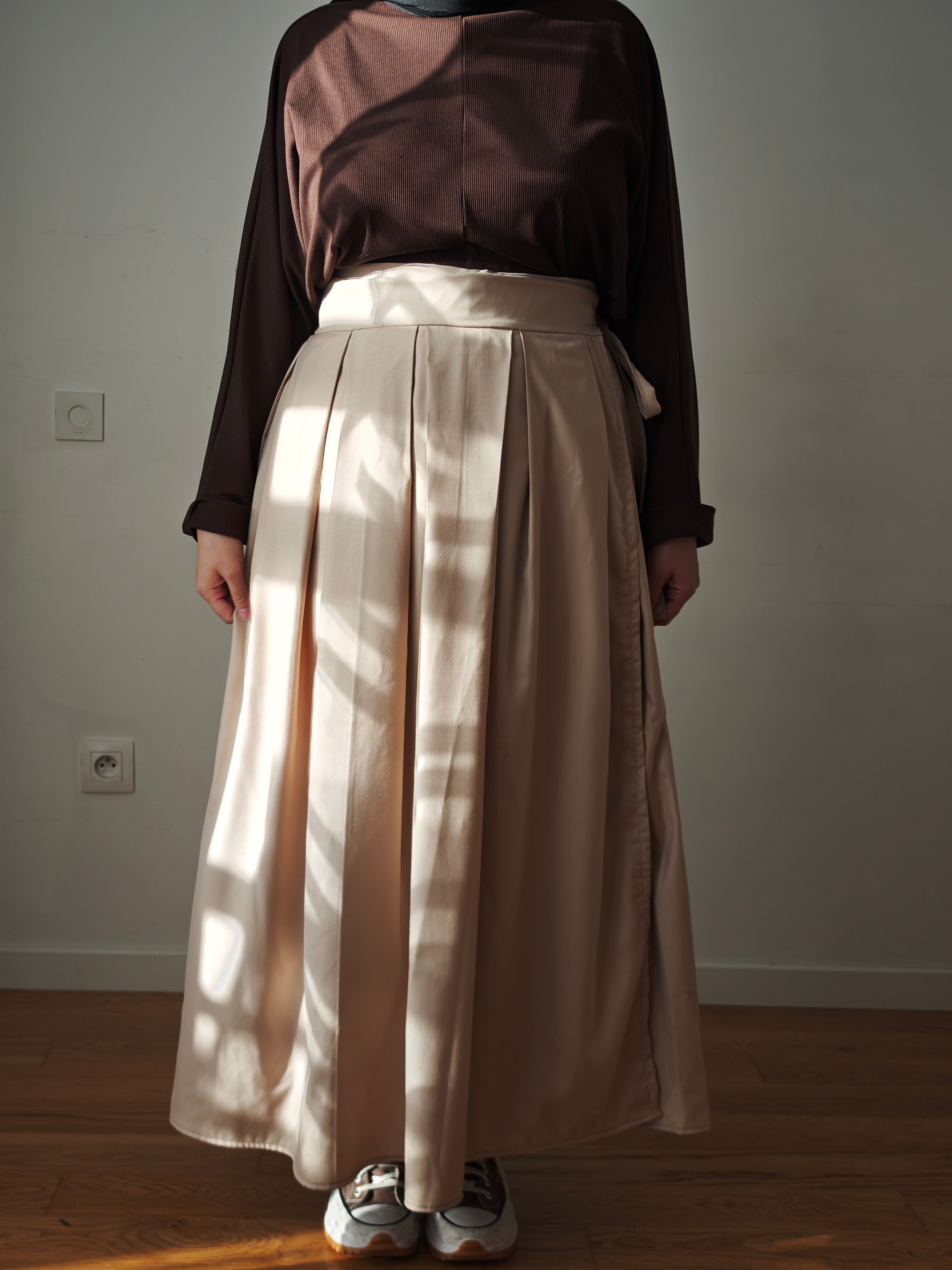 Jupe Essentielle Beige - Pièce de shooting